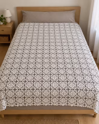 Copriletto uncinetto bianco fatto a mano 226x172