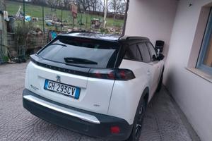 peugeot 2008 gt line elettrica
