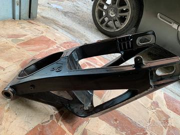 Forcellone Yamaha R1 2004/2005