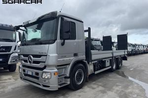 Mercedes Actros 2548 carrellone con rampe 2014