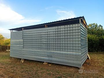 Tettoia artigianale in ferro