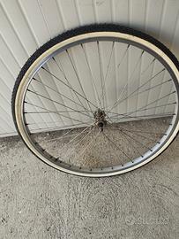 ruota anteriore per bicicletta da donna 