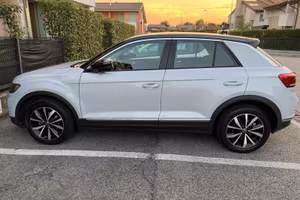 Volkswagen T-Roc 1.0 TSI Style 110 CV (2021)