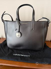 Borsa Emporio Armani originale.