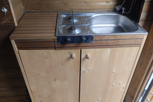 Fornello più lavandino con mobiletto