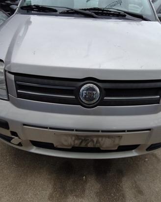 Griglia anteriore FIAT PANDA del 2004