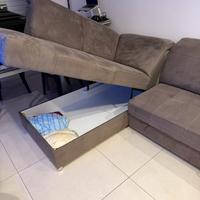 Divano  letto con 6 mesi di vita .