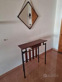 Mobiletto ingresso vintage più specchio