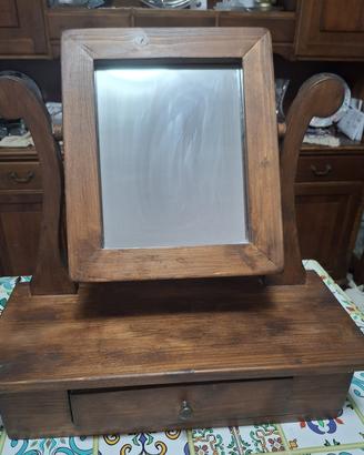 Specchio stile antico in legno