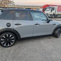 Mini 2.0 Cooper S Yours 5P,