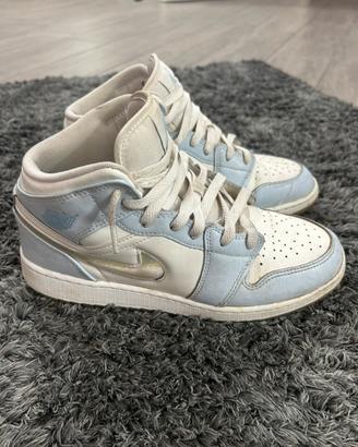 Jordan 1 Mid SE Glitter Swoosh Ice Blue glitter