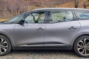 RENAULT GRAN SCENIC