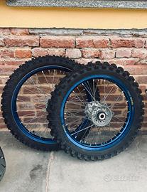 Cerchioni gommati per yz 125 2024