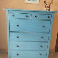 Cassettiera Ikea azzurra
