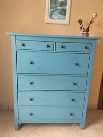 Cassettiera Ikea azzurra