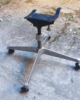 2 Telai x sedia Herman Miller