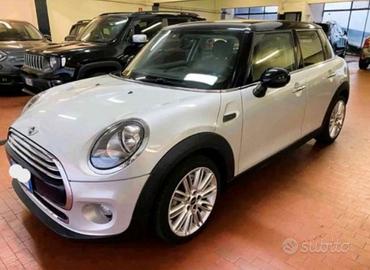 Mini Cooper D 1.5 - 5 porte - Automatica - Euro 6