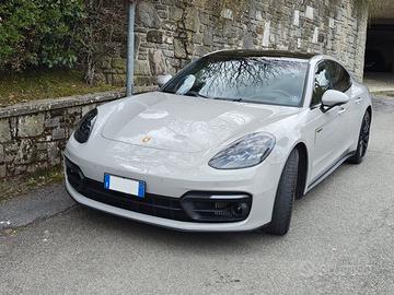 Porsche Panamera 4 S E-Hybrid