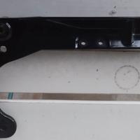 Staffa supporto scarichi Harley Davidson Heritage