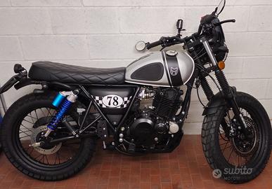 MUTT 250 scrambler 