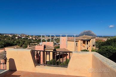 Porto San Paolo - Bilocale in residence con piscin