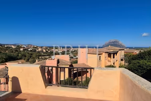 Porto San Paolo - Bilocale in residence con piscin