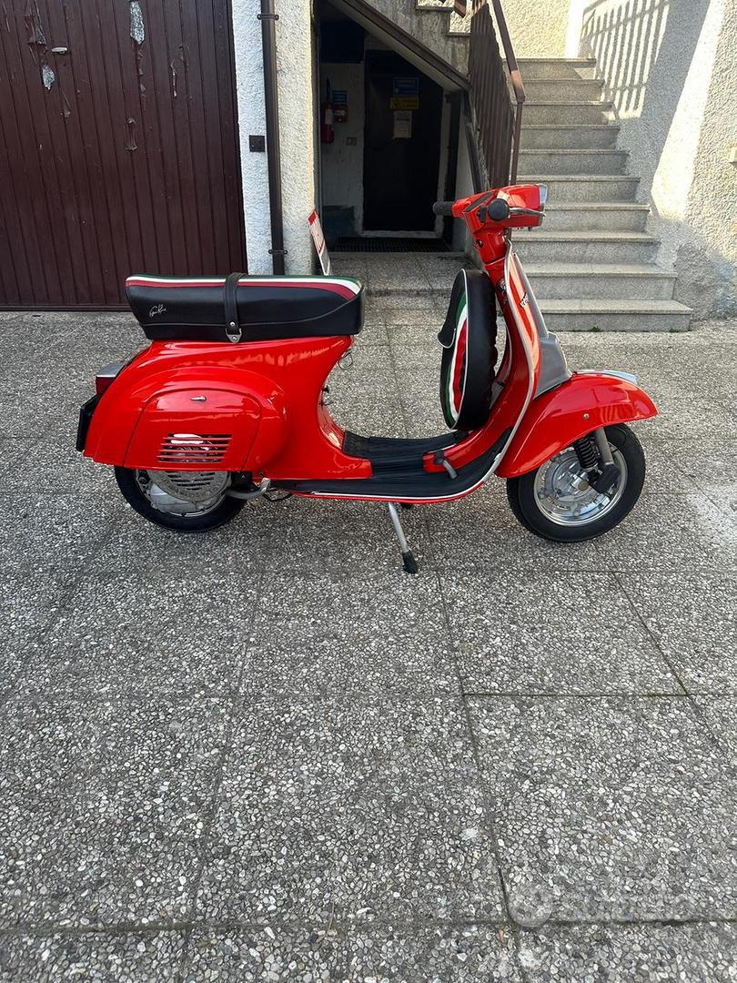 Rosso Corsa Vespa 50 Special Marce 1980 Piaggio Vespa 50 Special