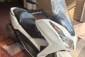 Honda Forza 300