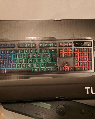 tastiera e mouse da gaming 