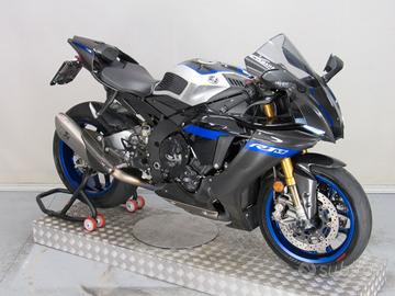 Yamaha YZF-R1M N. 1419 AKRAPOVIC