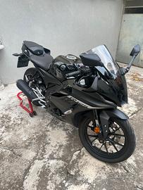 YAMAHA YZF-R125