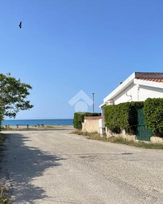 VILLA A SCHIERA A CORIGLIANO-ROSSANO