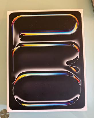 Ipad Pro 13 Inch (M5)-256-GB Wi-Fi  Sigílato