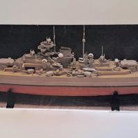 nave da guerra Bismark Aiefix no italeri anni 80