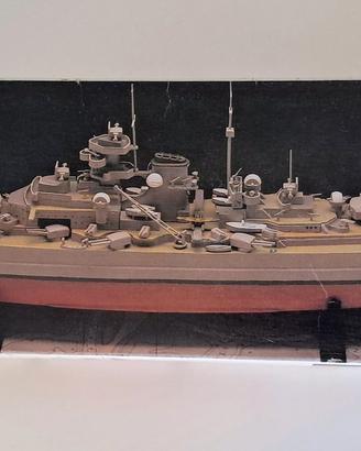 nave da guerra Bismark Aiefix no italeri anni 80
