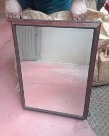 Specchio con cornice legno