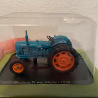 Modellino trattore epoca Fordson Power Major