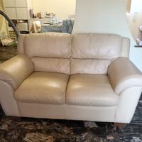 Divano in similpelle