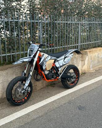 ktm 125