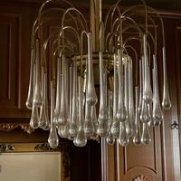 Lampadario in vetro a goccia