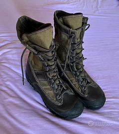 Anfibi militari VIBRAM
