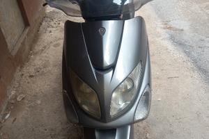 Yamahaa Majesty 125 2007