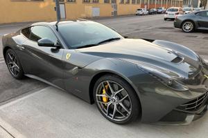 FERRARI F12