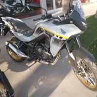 Honda Transalp 750 2025