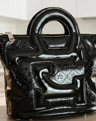 Borsa a mano Rocco Barocco in vernice nera 