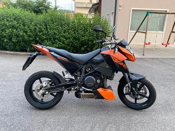 ktm Duke 690 tagliandi ufficiali con fatture 