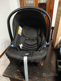 ovetto + base isofix della. Chicco