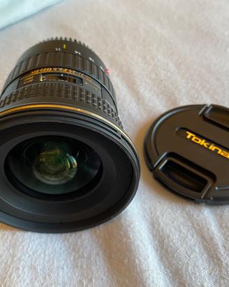 Obiettivo Tokina grandangolare per Canon