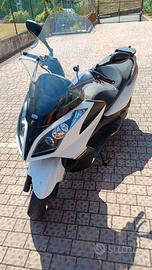 Kymco Downtown 300i (2012)