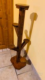 Porta vasi in legno fatto a mano